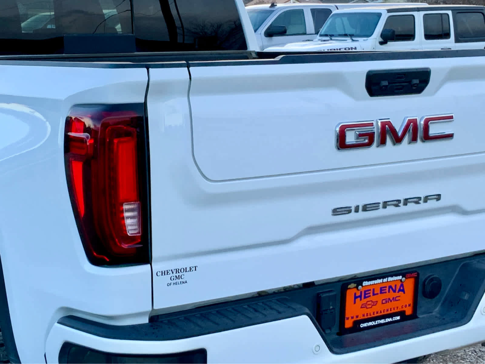 Used 2024 GMC Sierra 1500 AT4 w/ Technology Package image 15