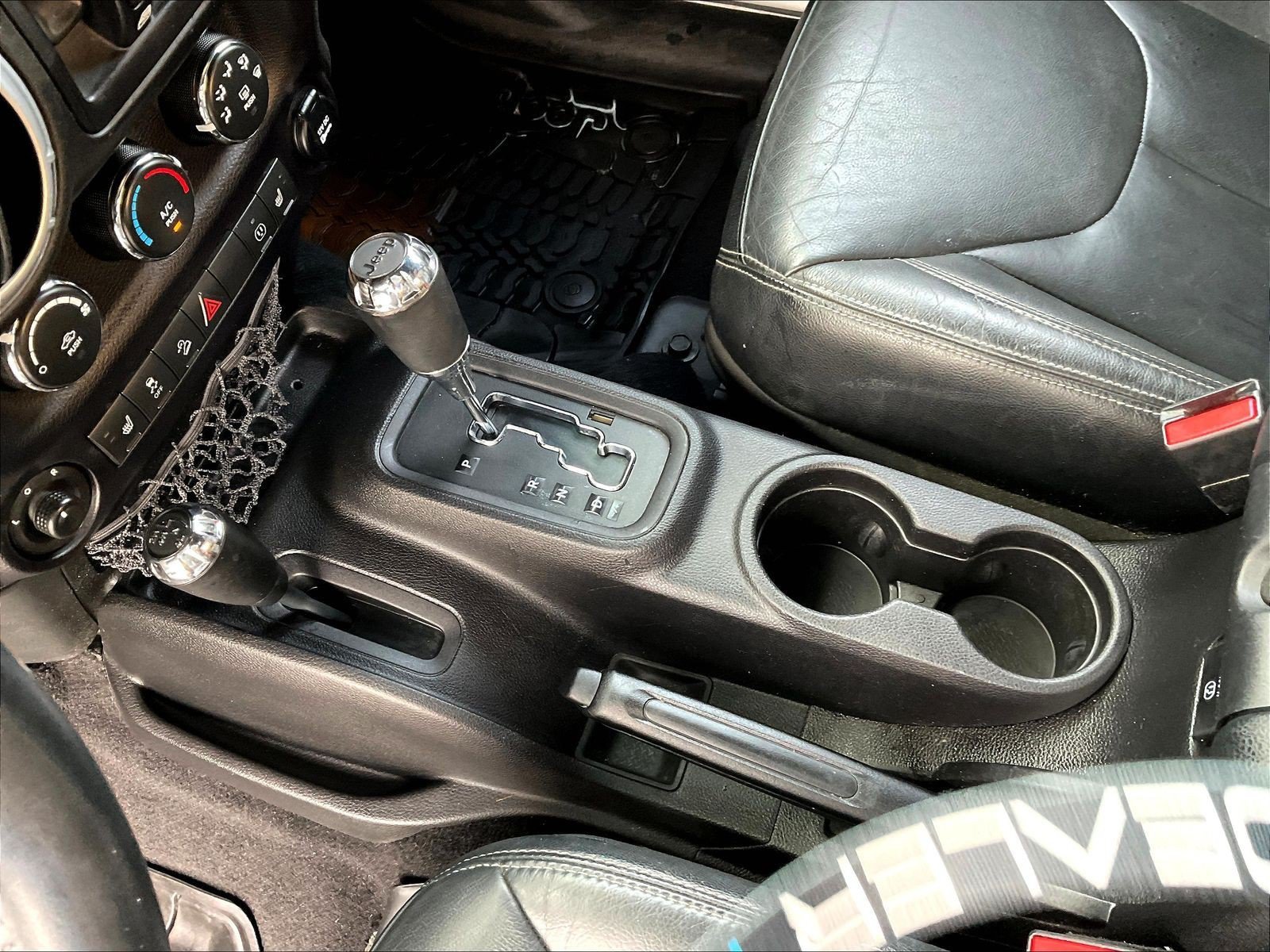 Used 2015 Jeep Wrangler Unlimited Rubicon w/ Dual Top Group AWD/4WD image 16