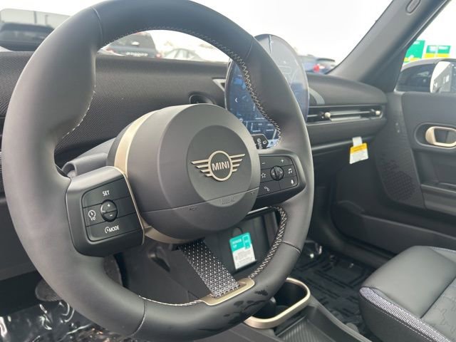 New 2026 MINI Cooper 4-Door Hardtop image 15