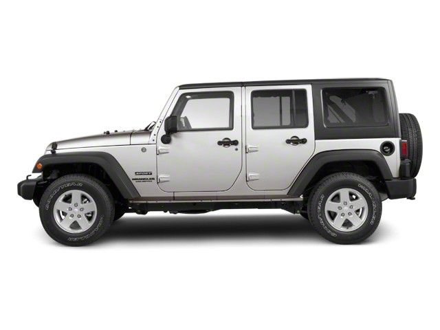 Used 2010 Jeep Wrangler Unlimited Sport RWD image 3