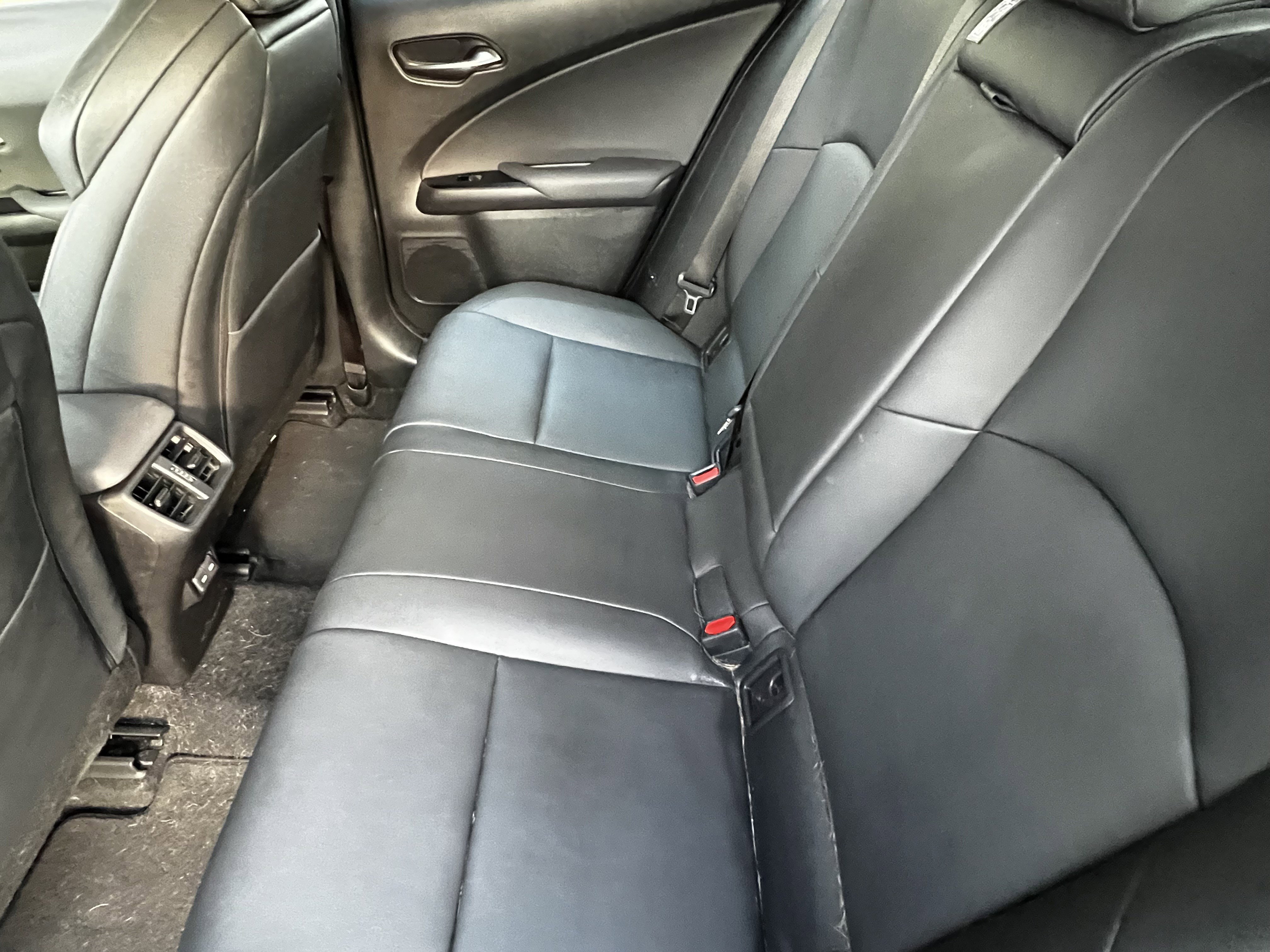 Used 2023 Lexus UX 250h F Sport image 31