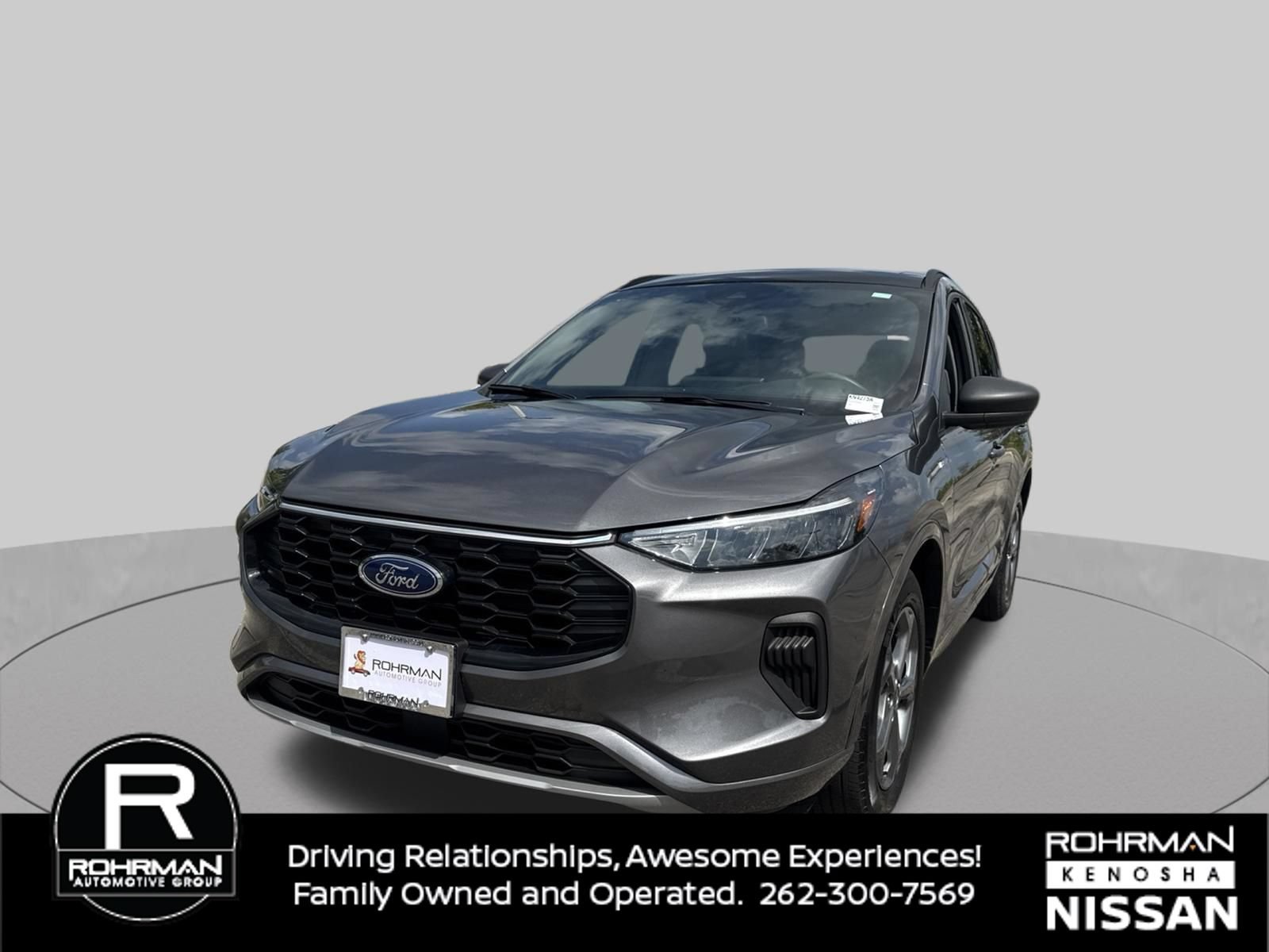 Used 2023 Ford Escape ST-Line w/ Tech Pack #1 AWD/4WD image 1