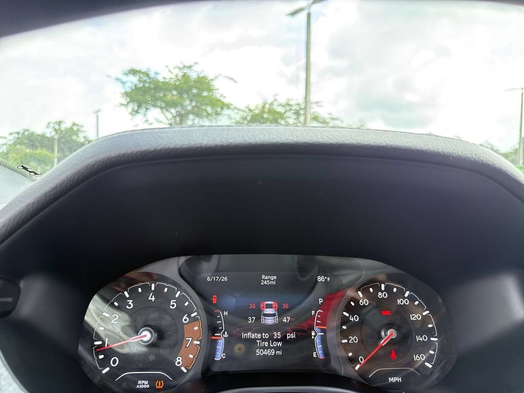 Used 2024 Jeep Compass Latitude AWD/4WD image 19