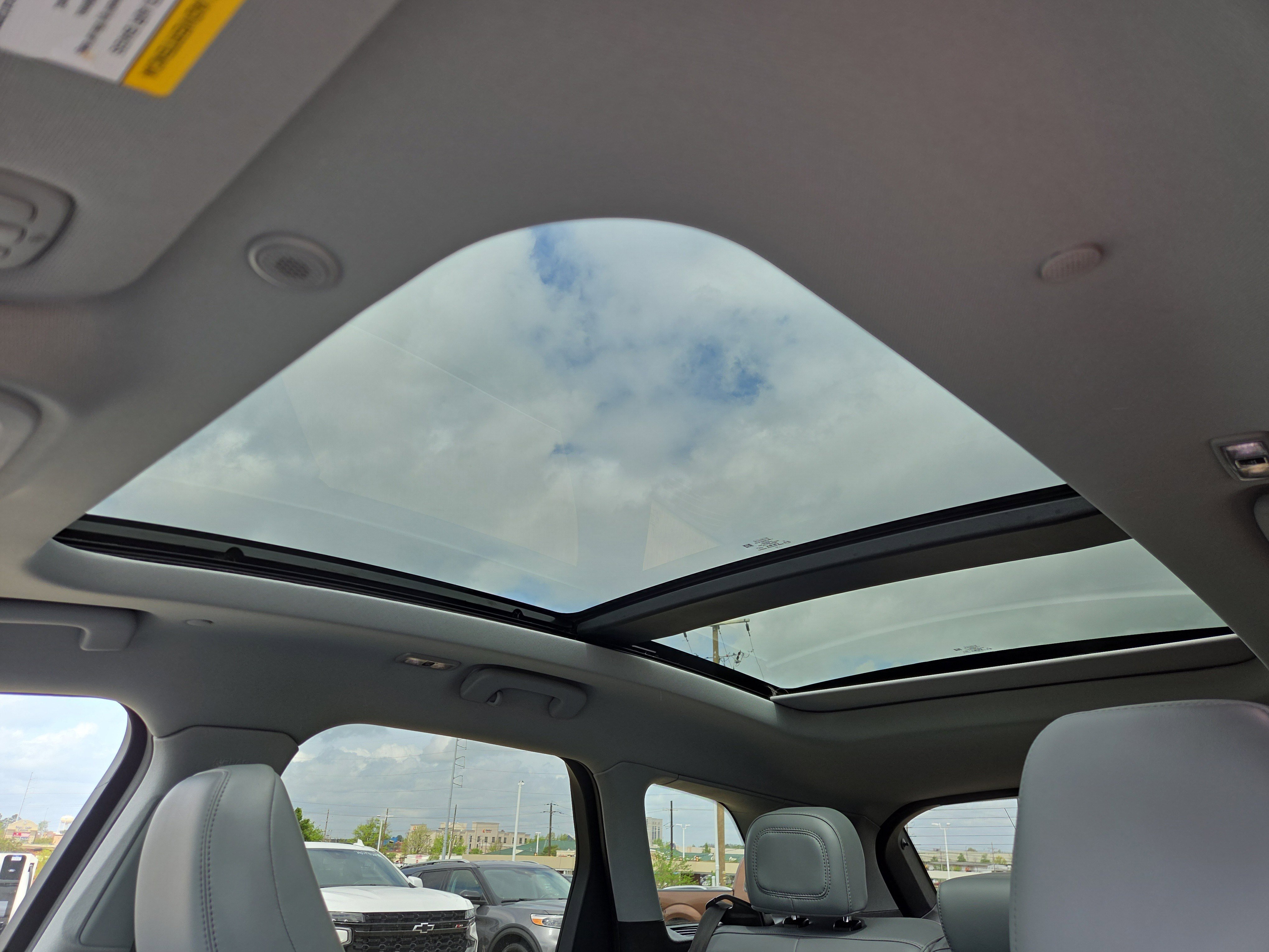 Used 2022 Lincoln Corsair AWD w/ Premium Package image 30