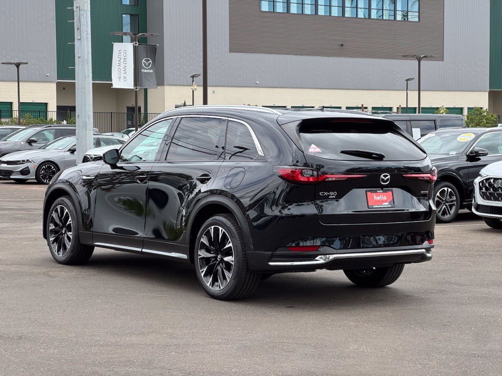 Certified 2024 MAZDA CX-90 Plug-In Hybrid w/ Premium Pkg AWD/4WD image 32