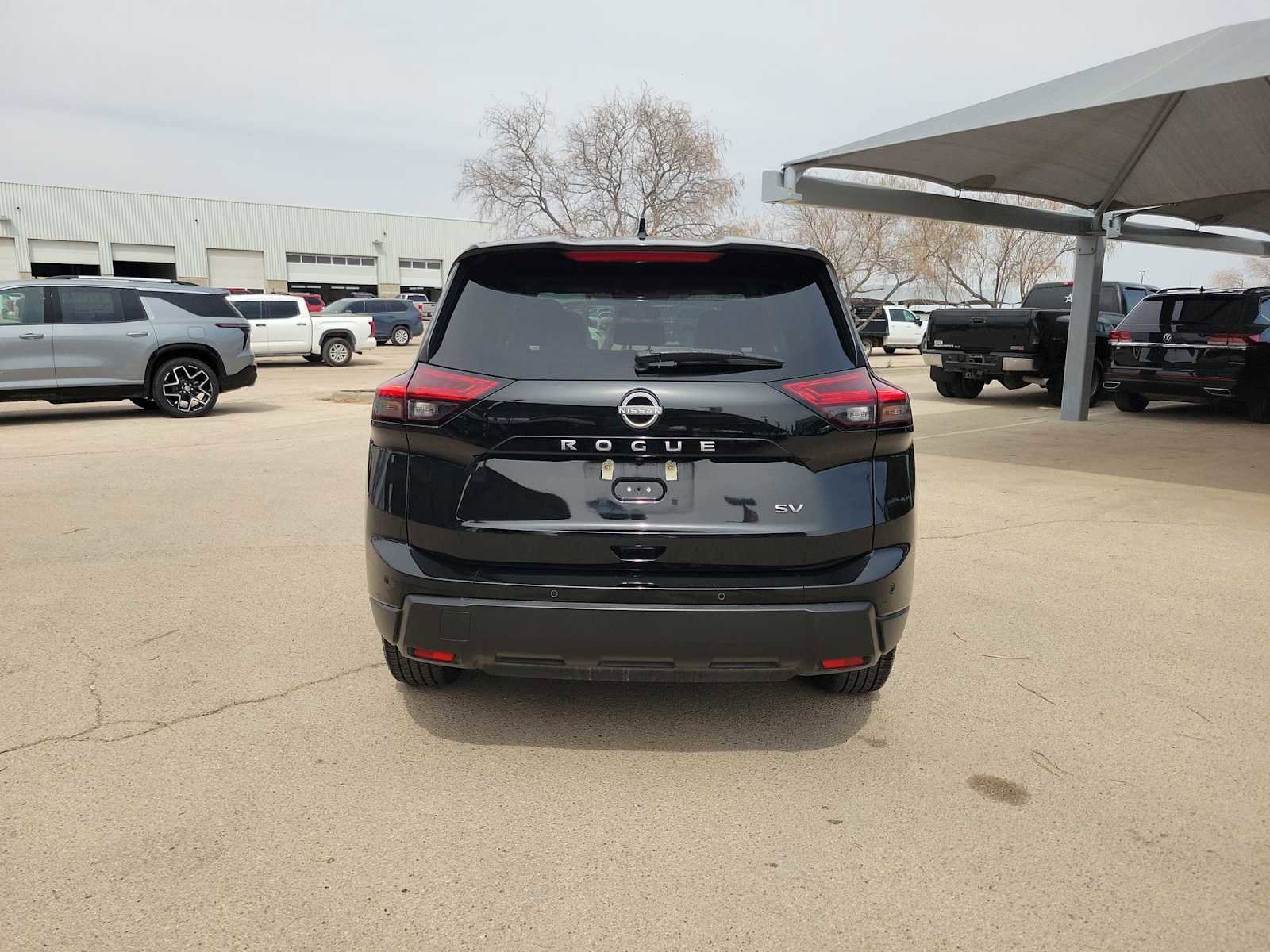 Used 2024 Nissan Rogue SV image 7