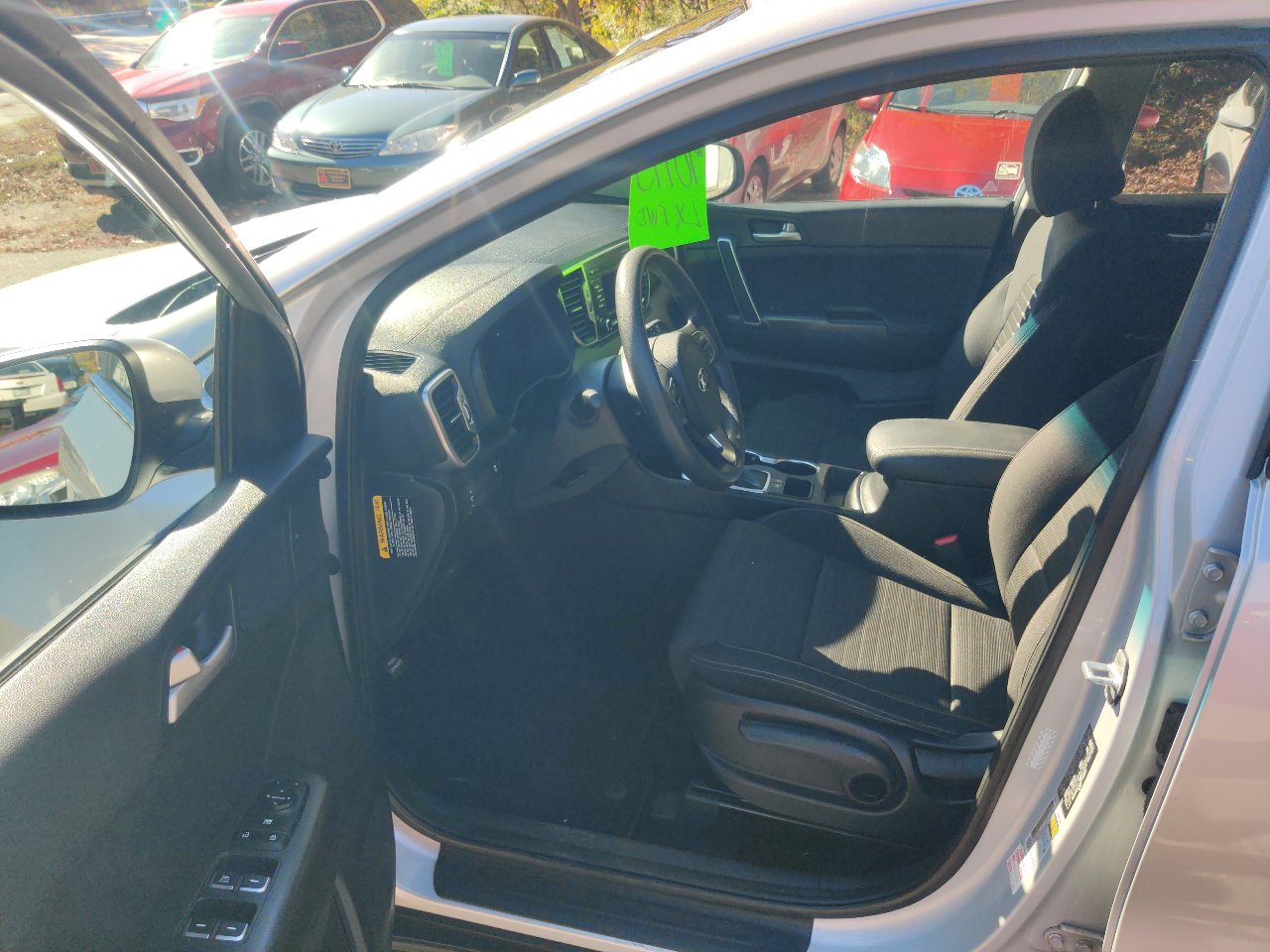 Used 2018 Kia Sportage LX image 12