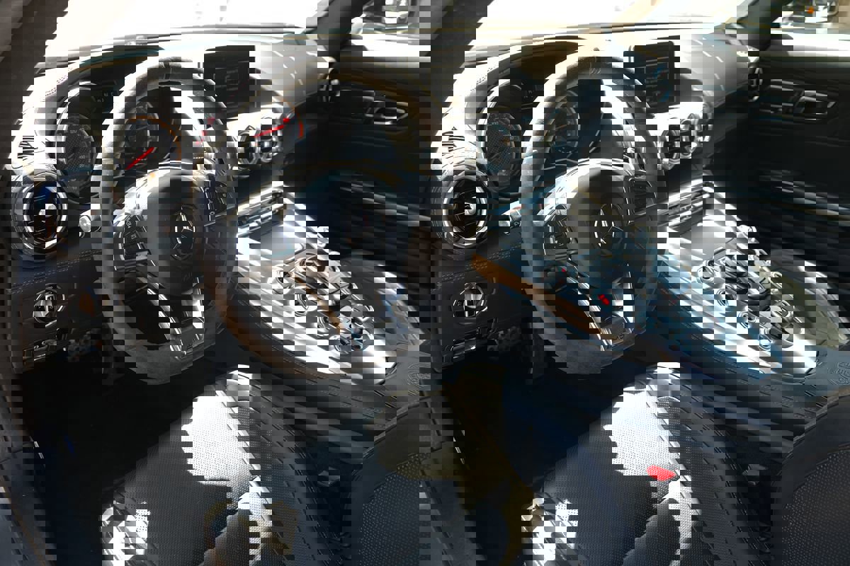 Used 2018 Mercedes-Benz AMG GT C image 22