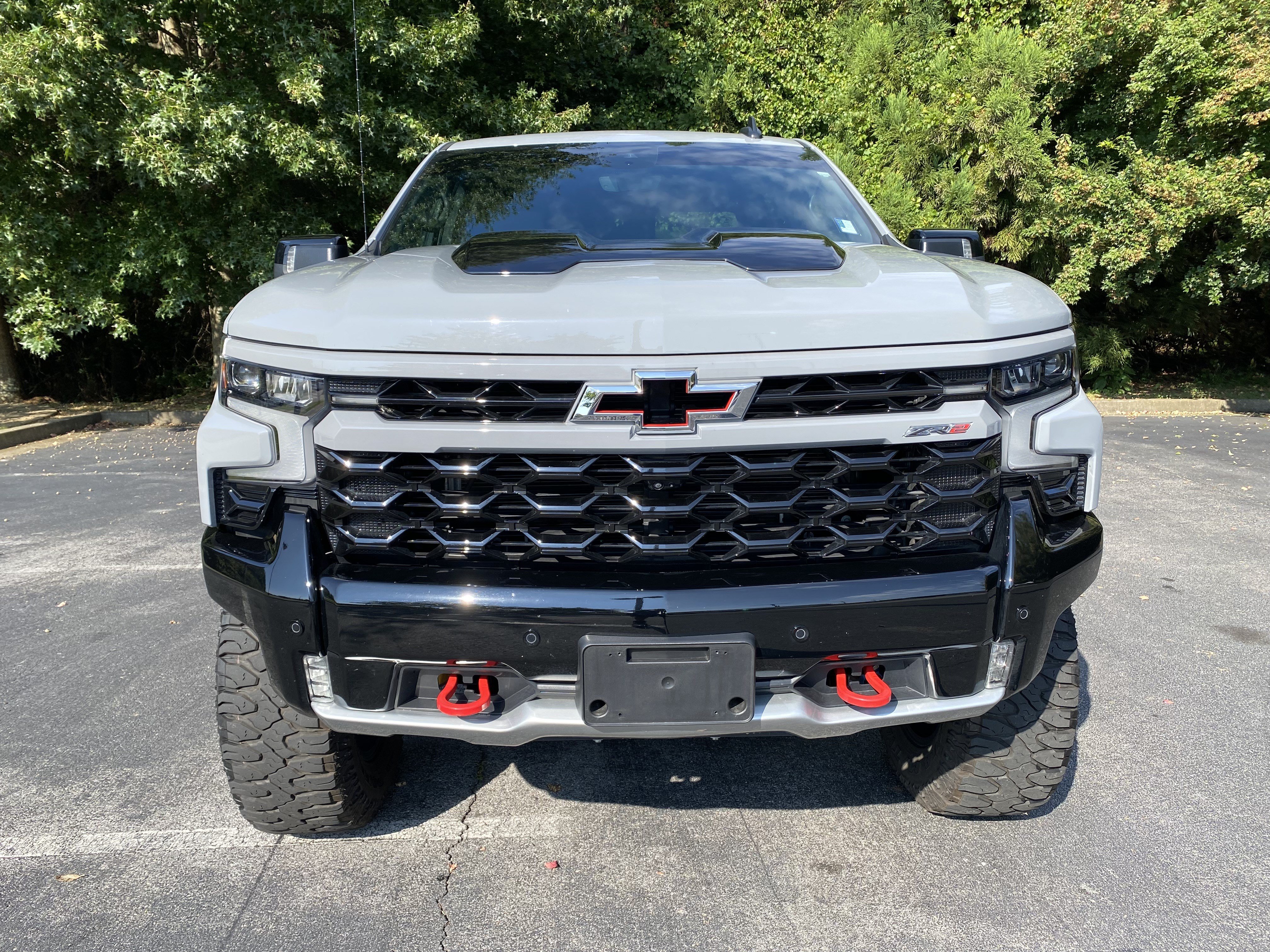 Used 2025 Chevrolet Silverado 1500 ZR2 w/ Technology Package AWD/4WD image 3