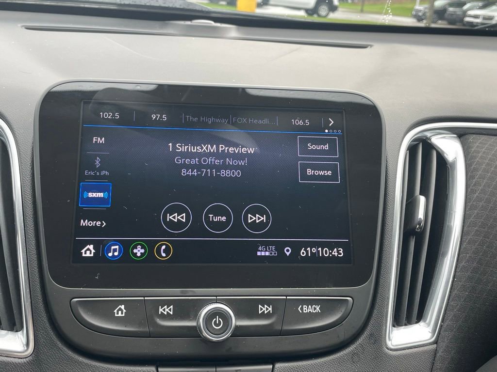 Used 2020 Chevrolet Malibu LT image 32