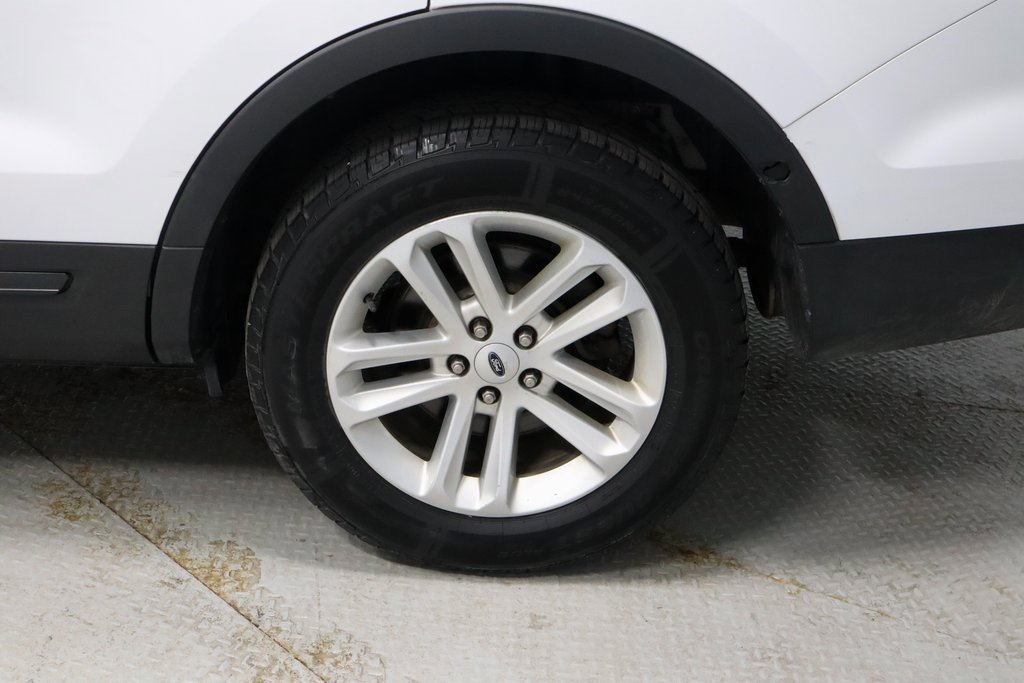 Used 2017 Ford Explorer FWD image 19