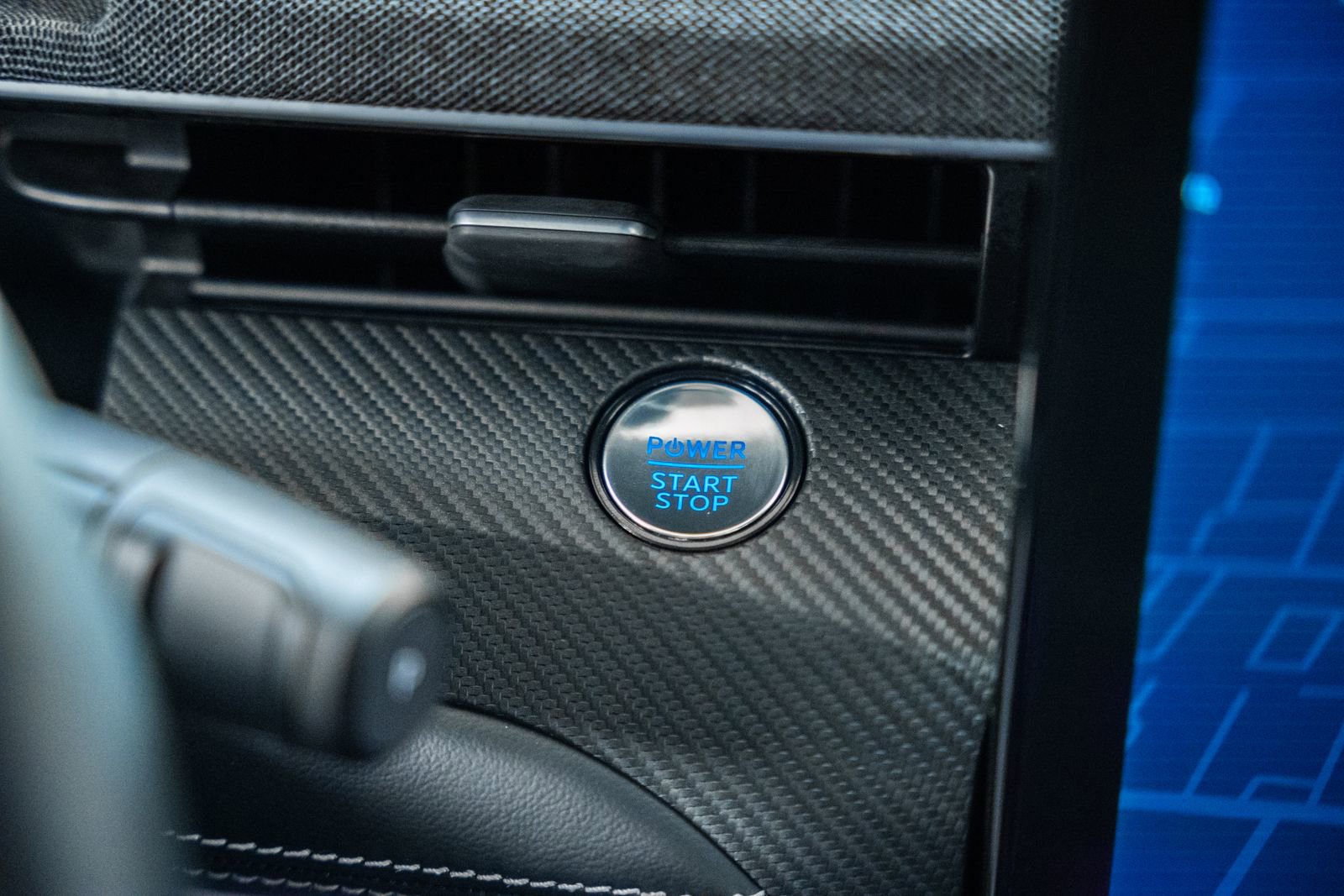 Certified 2025 Ford Mustang Mach-E Premium image 27