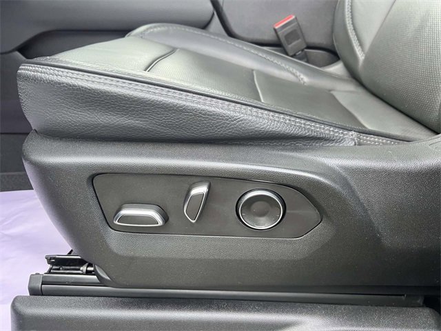 Used 2023 GMC Yukon XL Denali w/ Denali Reserve Package image 20