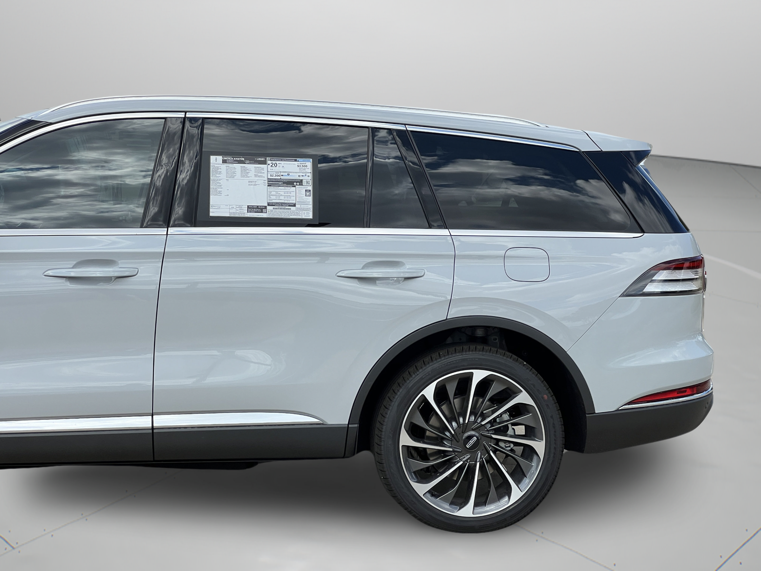New 2027 Lincoln Aviator Reserve AWD/4WD image 10