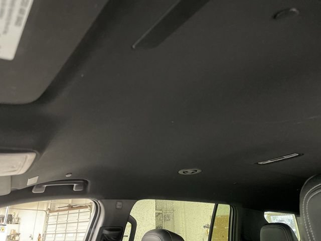 Used 2026 Chevrolet Traverse LT AWD/4WD image 14