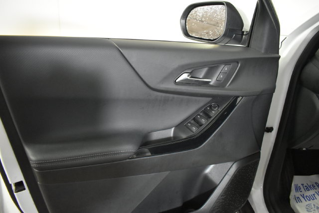 Used 2026 Chevrolet Equinox LT AWD/4WD image 7
