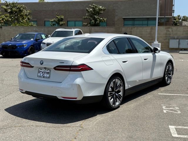 New 2026 BMW i5 eDrive40 RWD image 8
