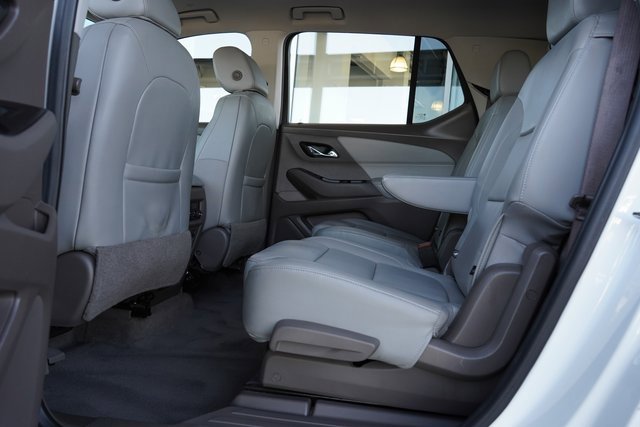 Used 2020 Chevrolet Traverse LT w/ LT Premium Package image 31
