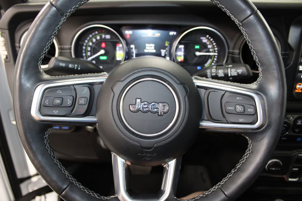 Used 2023 Jeep Wrangler Unlimited Sahara w/ Cold Weather Group image 35