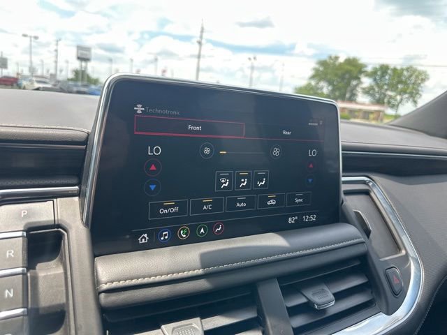 Used 2021 GMC Yukon XL SLT w/ SLT Premium Package AWD/4WD image 50