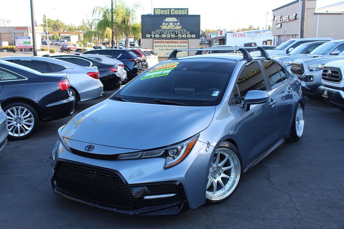 Used 2020 Toyota Corolla SE w/ Carpet Mat Package (TMS) FWD image 39