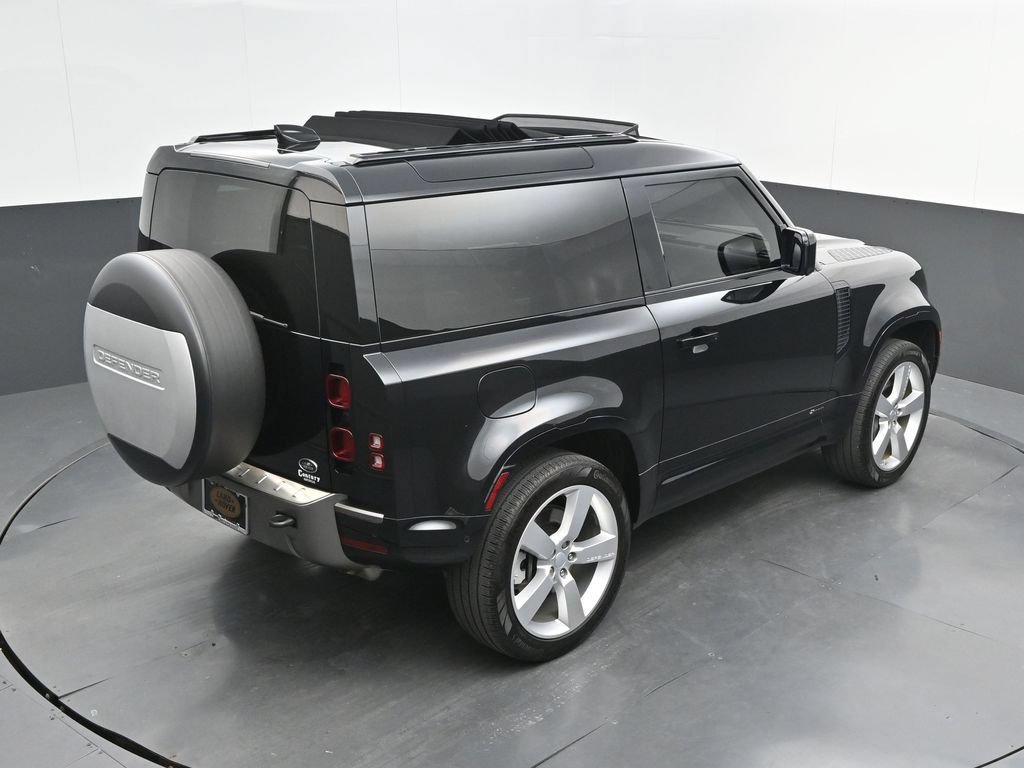 Used 2021 Land Rover Defender 90 X-Dynamic S AWD/4WD image 31