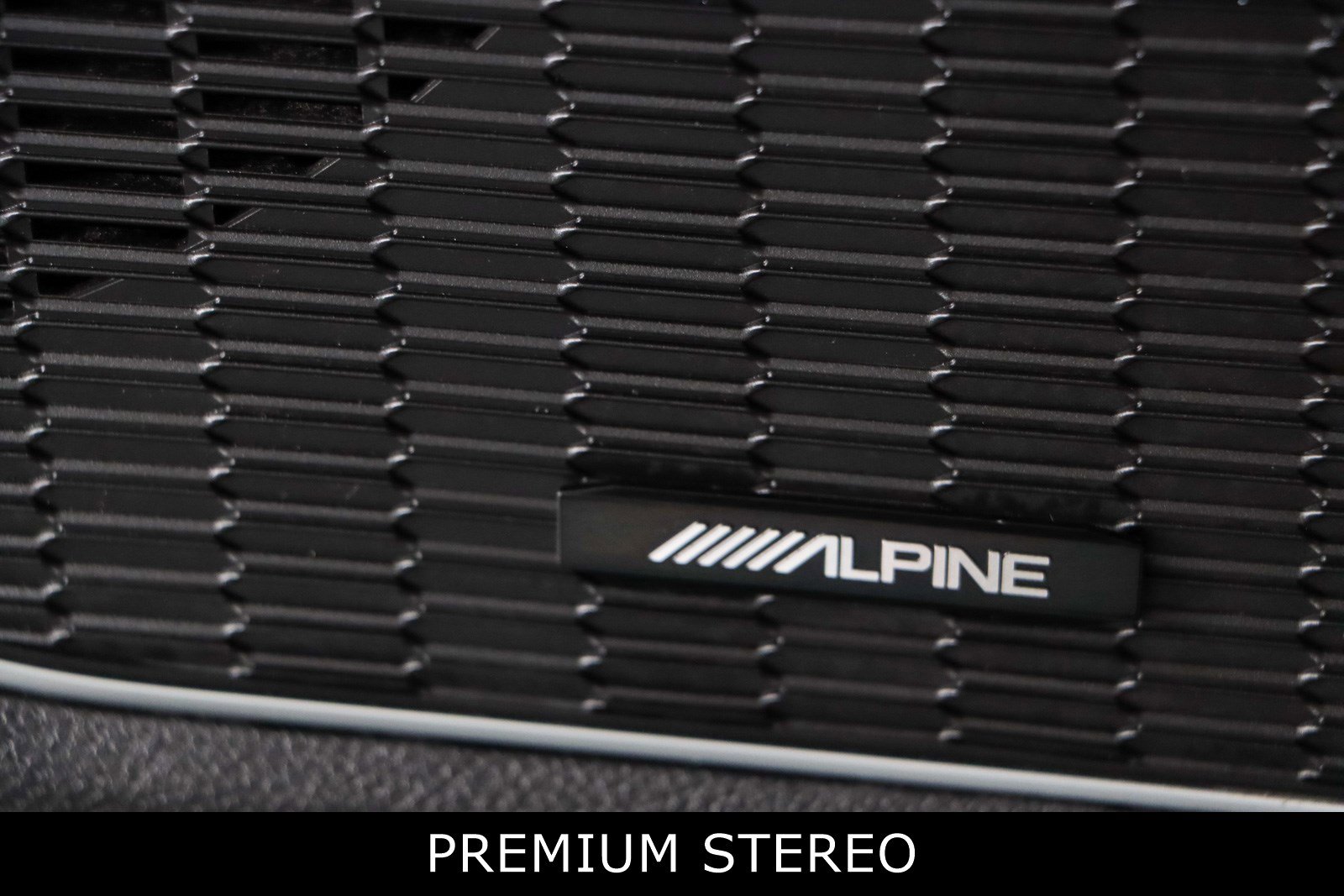 Used 2022 Jeep Grand Cherokee L Summit w/ Advanced Protech Group IV image 23