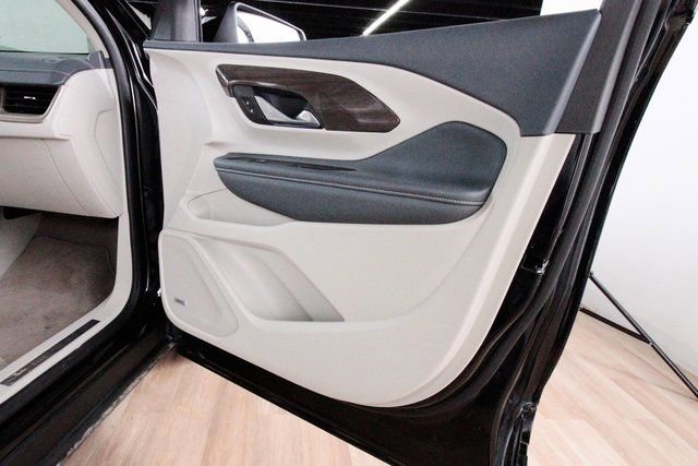 Used 2024 GMC Terrain Denali w/ Black Diamond Edition image 26