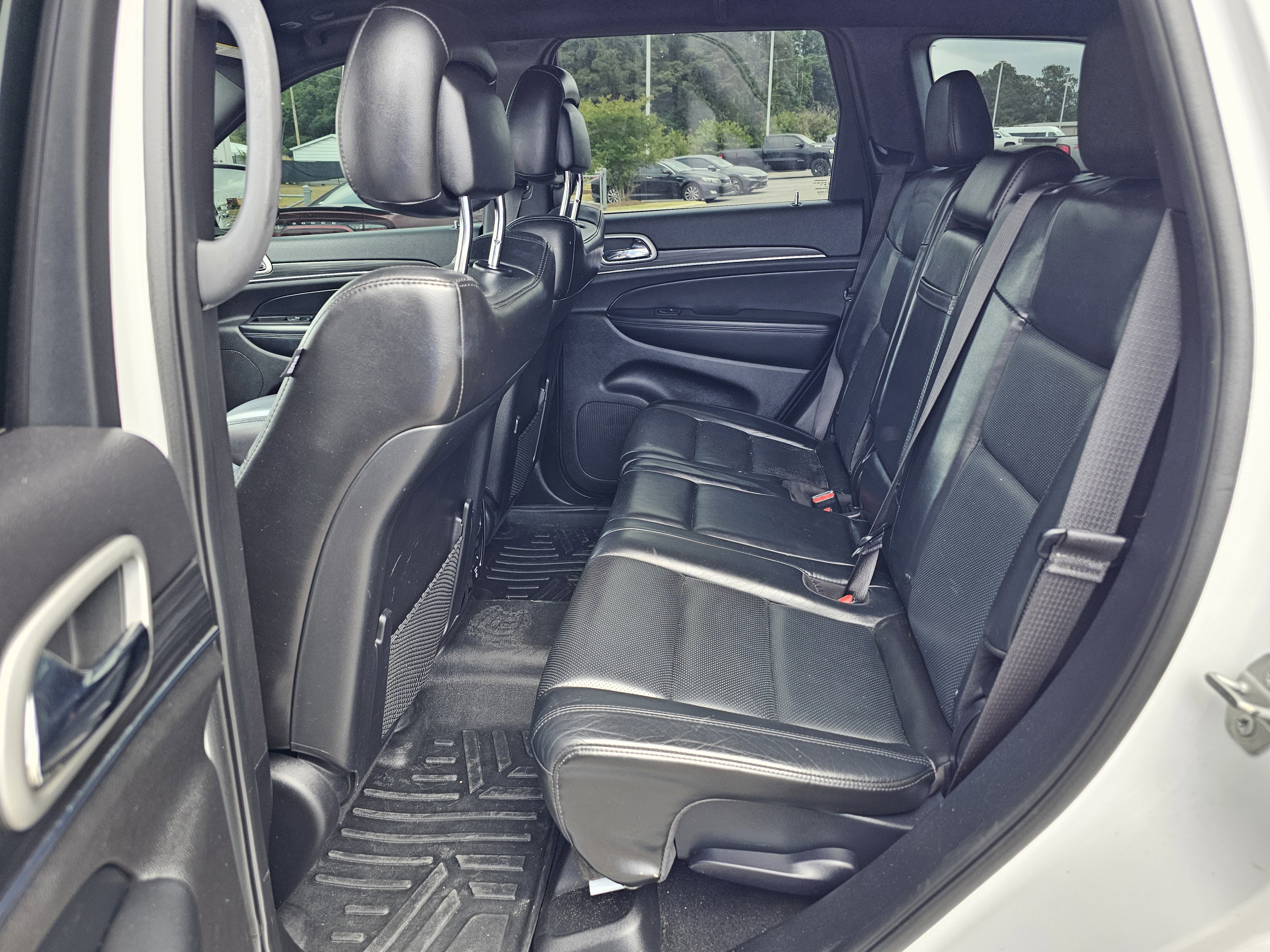 Used 2021 Jeep Grand Cherokee Limited w/ Luxury Group II RWD image 33