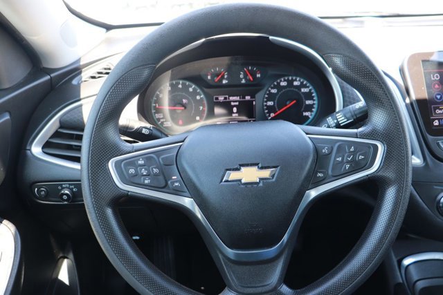 Used 2023 Chevrolet Malibu LT w/ Driver Confidence Package FWD image 18