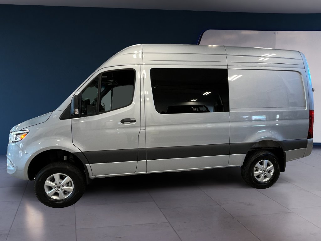 Used 2026 Mercedes-Benz Sprinter 2500 image 2