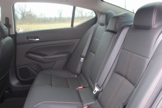 Used 2025 Nissan Altima 2.5 SR w/ SR Premium Package image 27