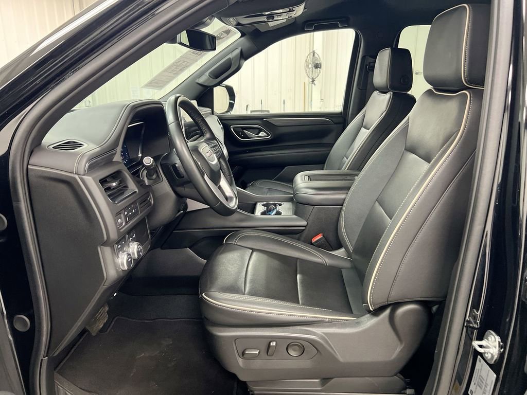 Used 2024 GMC Yukon XL SLT image 19
