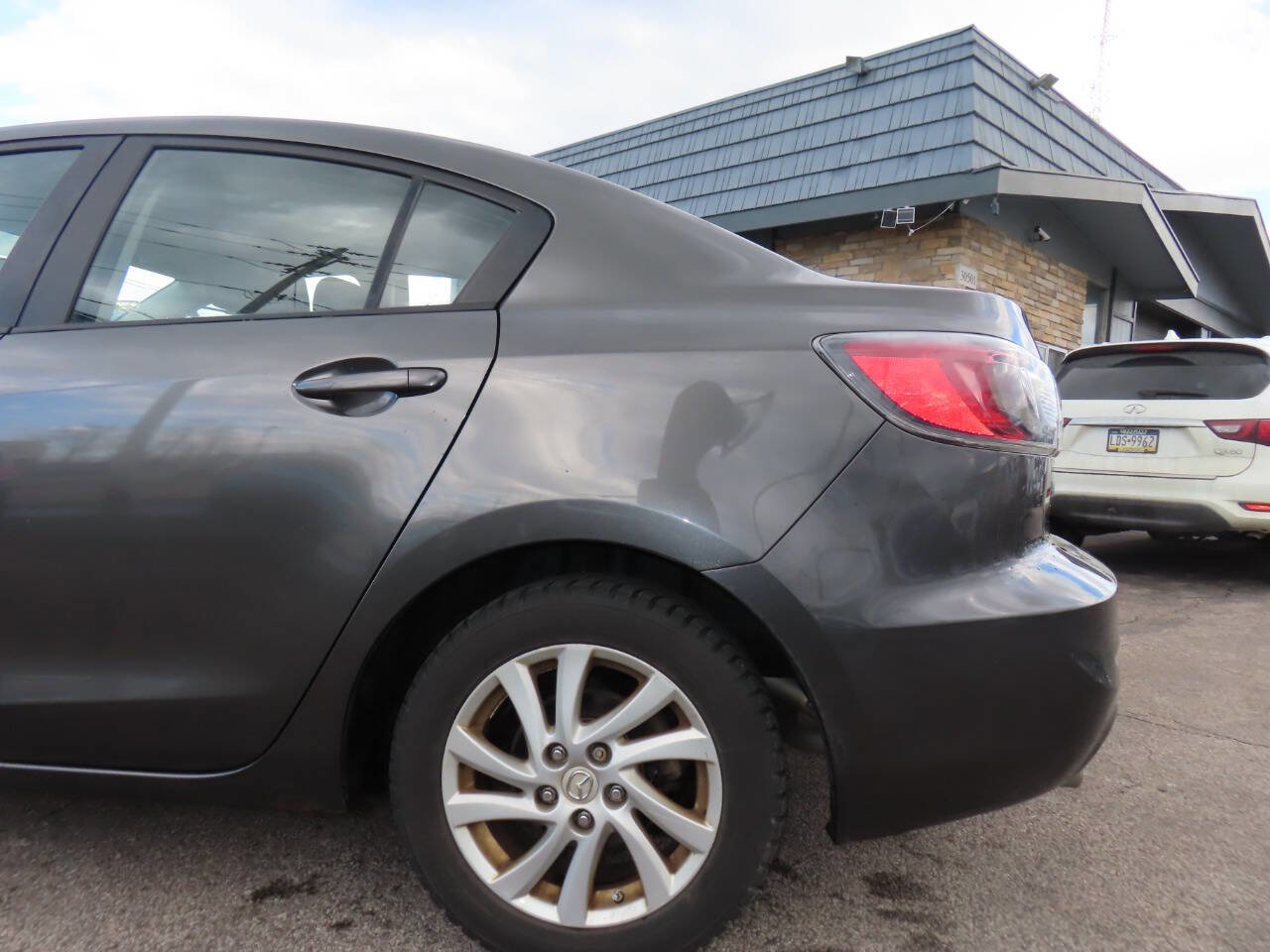Used 2012 MAZDA MAZDA3 i Touring image 28