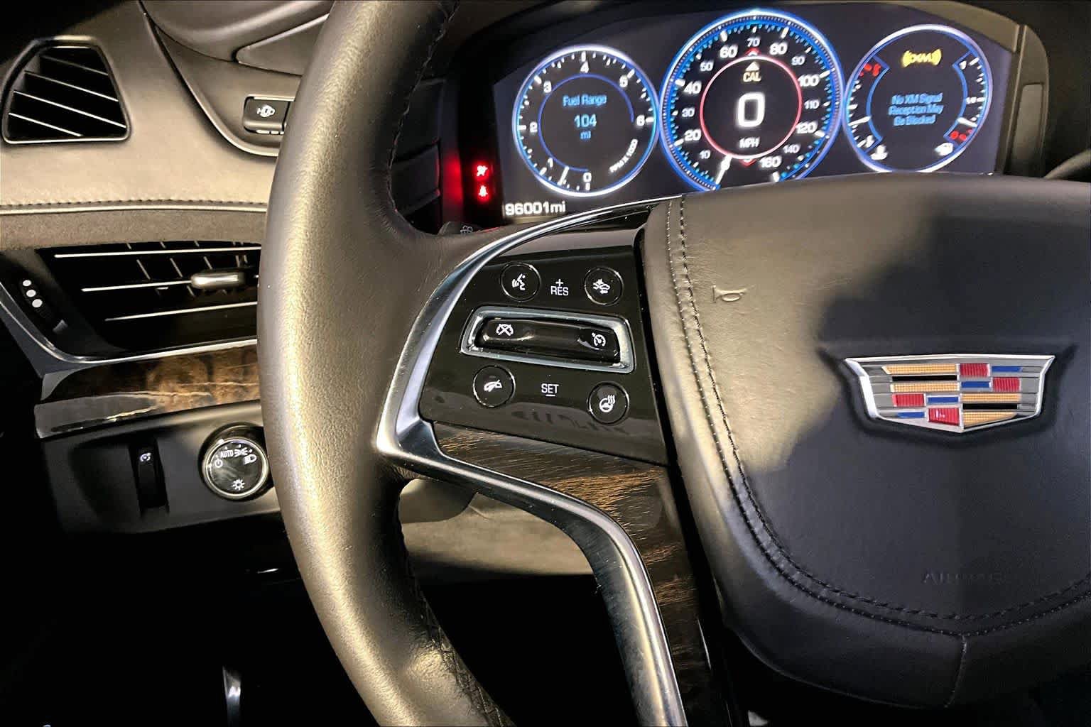 Used 2015 Cadillac Escalade Platinum AWD/4WD image 23