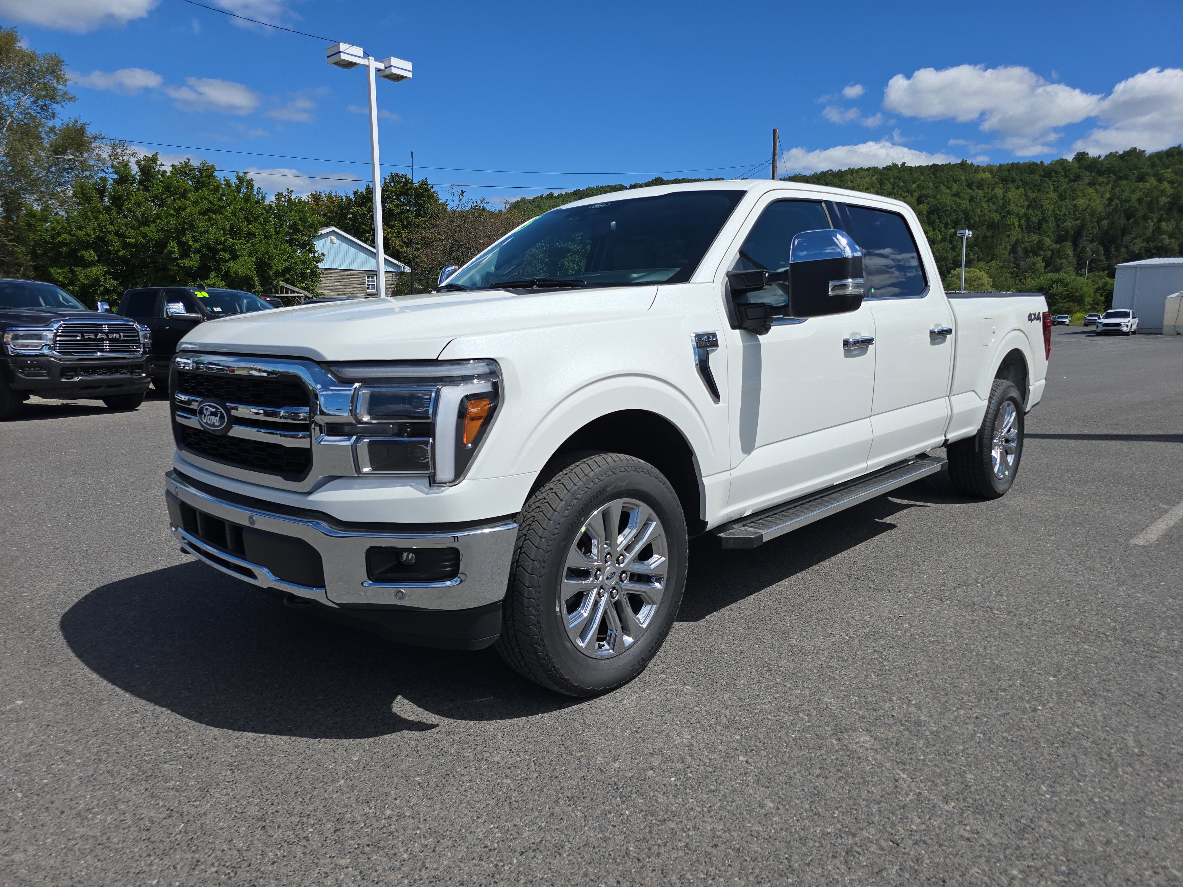 New 2025 Ford F150 Lariat image 8