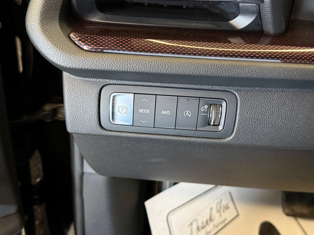 Used 2024 Chevrolet Traverse Z71 w/ Enhanced Driving Package image 17