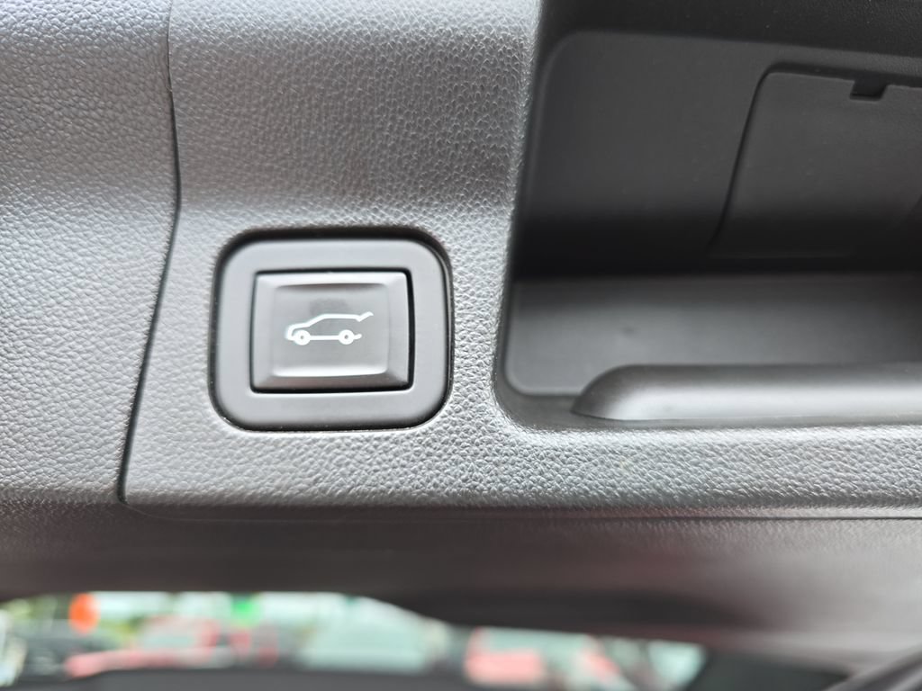 Certified 2021 GMC Acadia Denali w/ Denali Ultimate Package AWD/4WD image 14