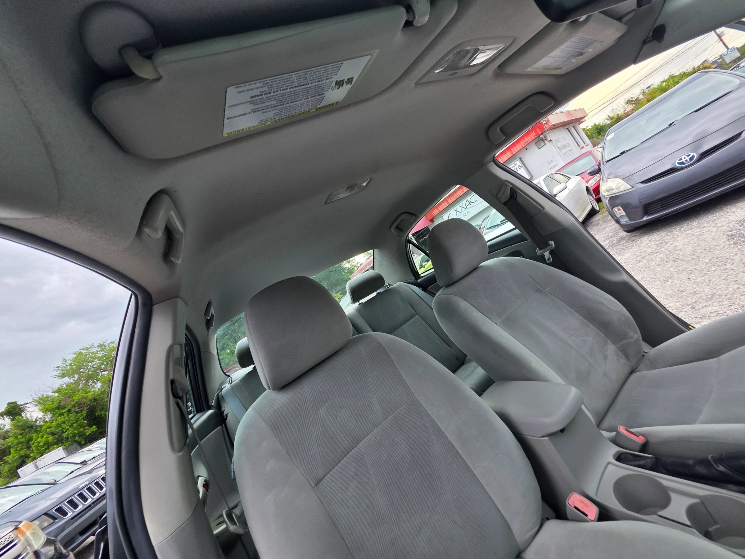 Used 2012 Toyota Corolla LE FWD image 21