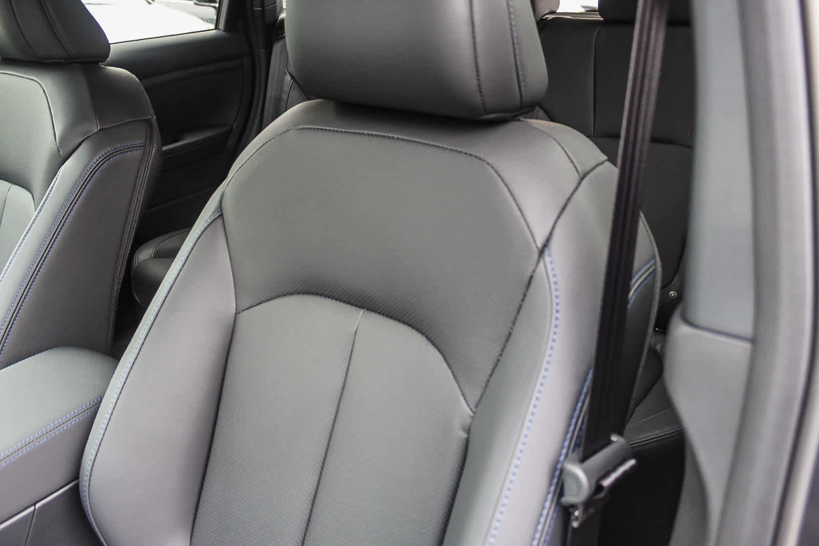 New 2025 Subaru Forester Limited image 25