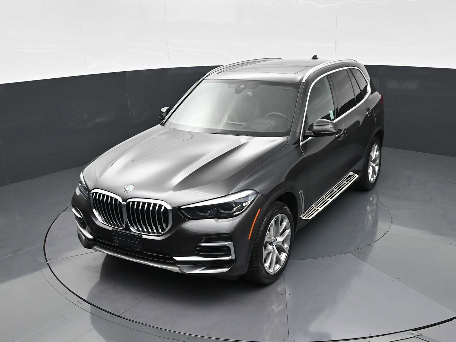 Used 2023 BMW X5 xDrive40i AWD/4WD image 17
