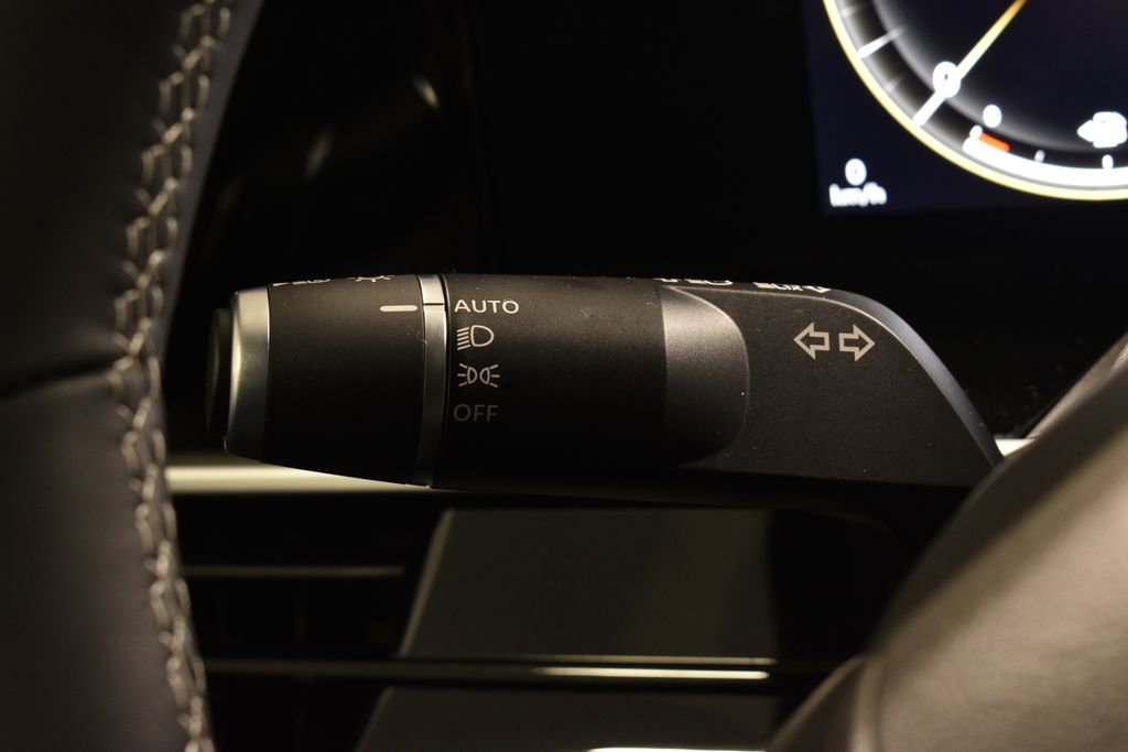 New 2026 INFINITI QX80 Luxe w/ Cargo Package image 19