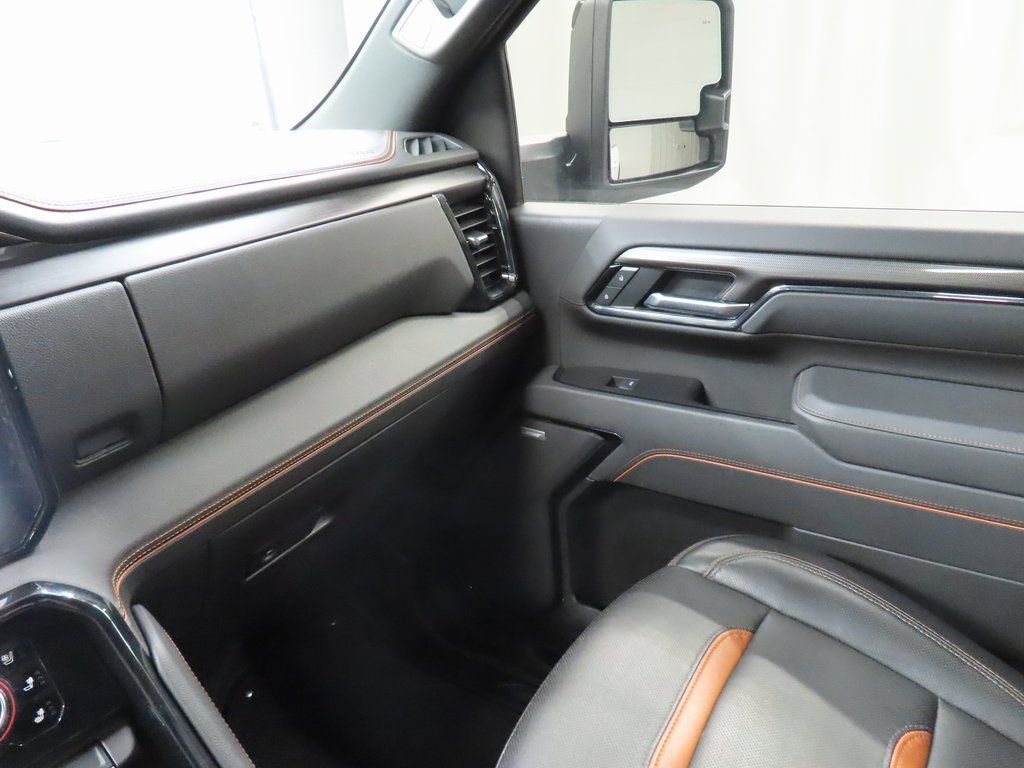 Used 2025 GMC Sierra 2500 AT4 AWD/4WD image 25