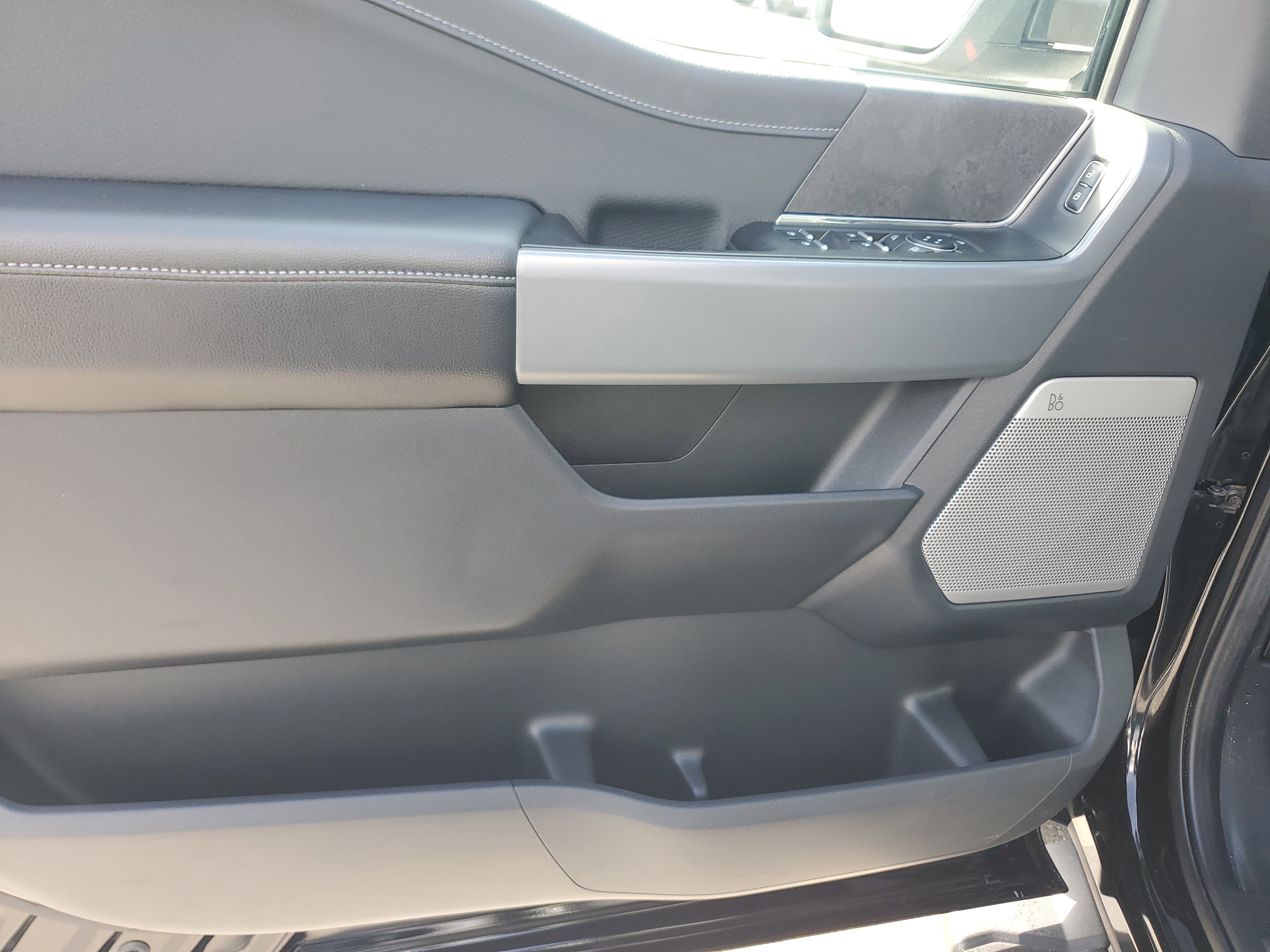 Used 2024 Ford F150 XLT w/ Equipment Group 303A High image 27