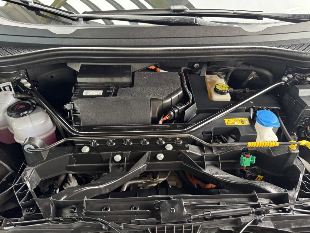 Used 2022 Audi Q4 e-tron Premium Plus w/ Premium Plus image 46