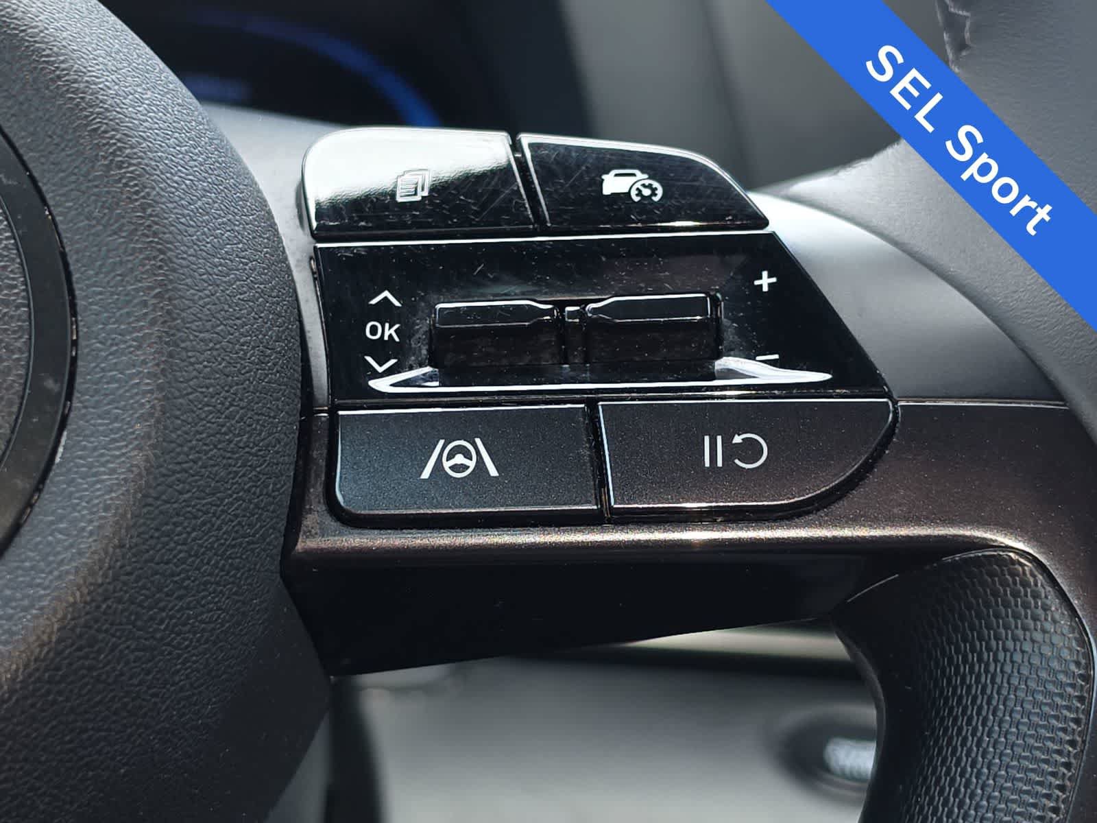 Certified 2025 Hyundai Elantra Sport FWD image 28
