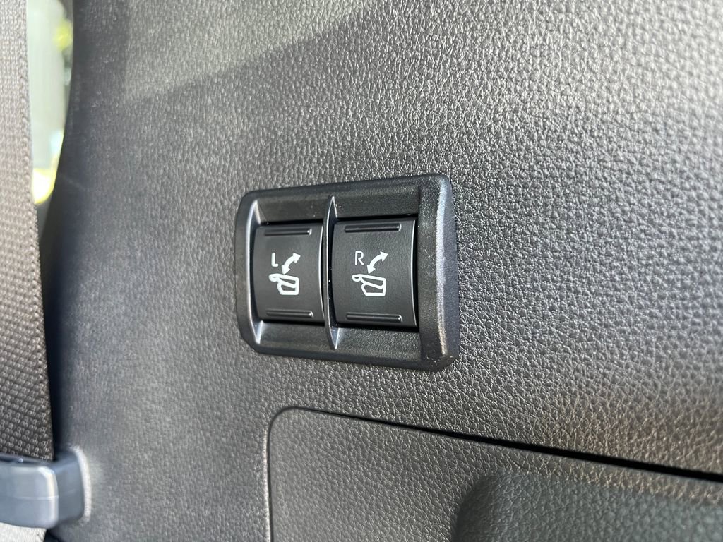 New 2026 Toyota Sequoia Platinum image 43