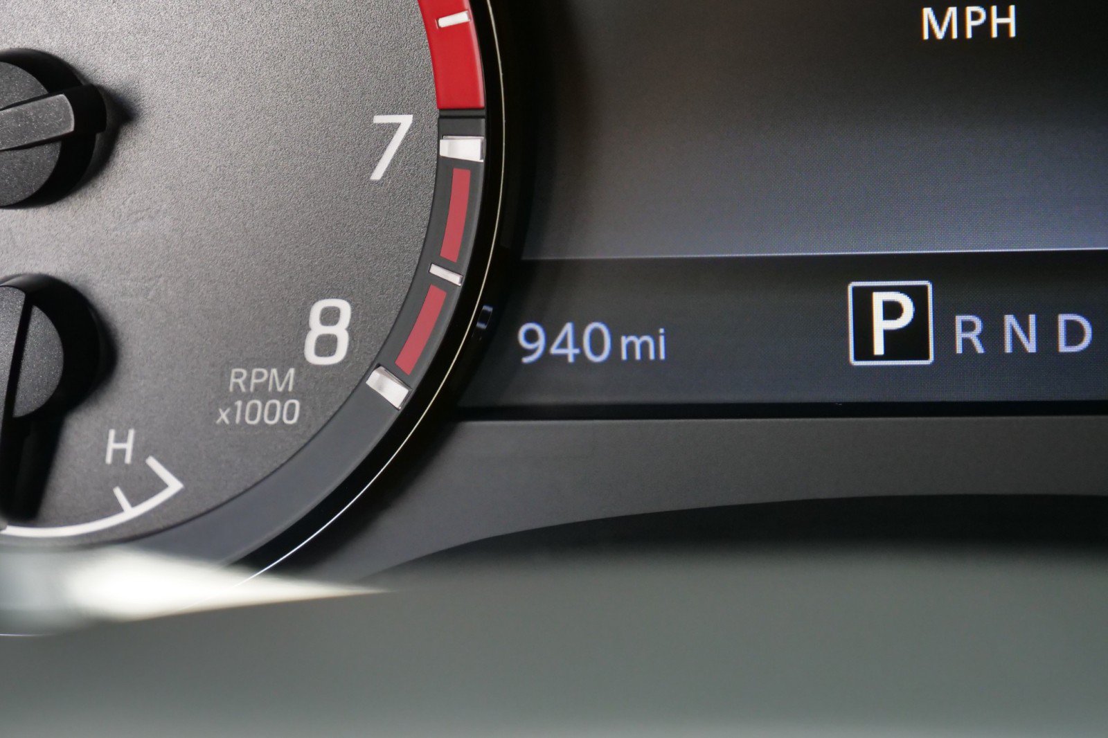 Used 2025 Nissan Frontier Pro-X RWD image 13