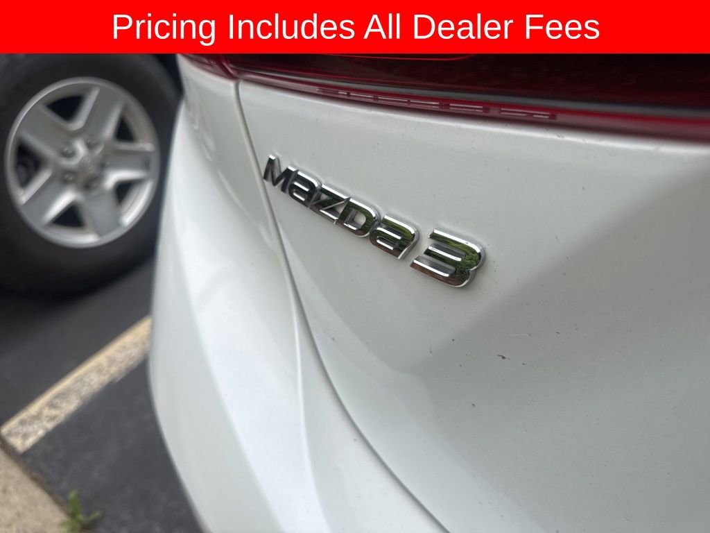 Used 2018 MAZDA MAZDA3 Touring FWD image 10