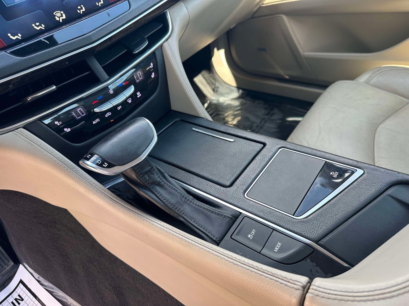 Used 2017 Cadillac CT6 3.6 AWD image 13